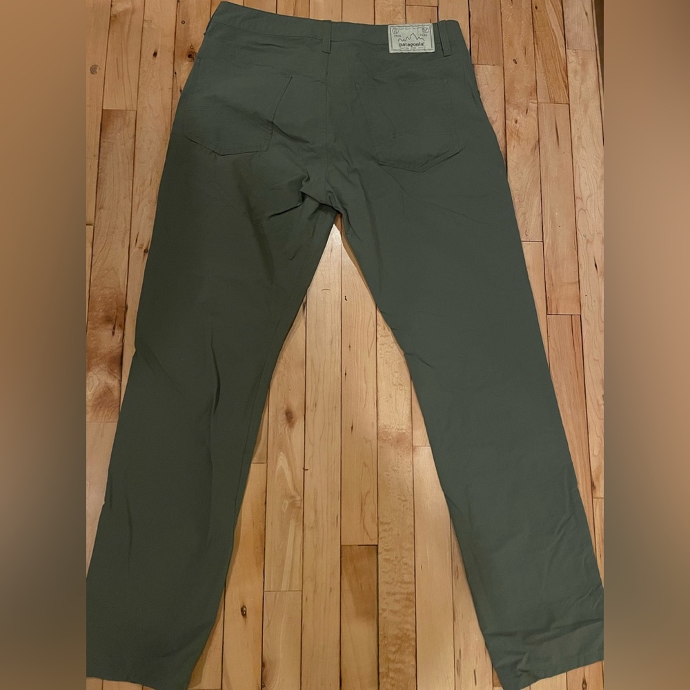 Patagonia stonycroft jeans. 33x32. Like new. Olive green..